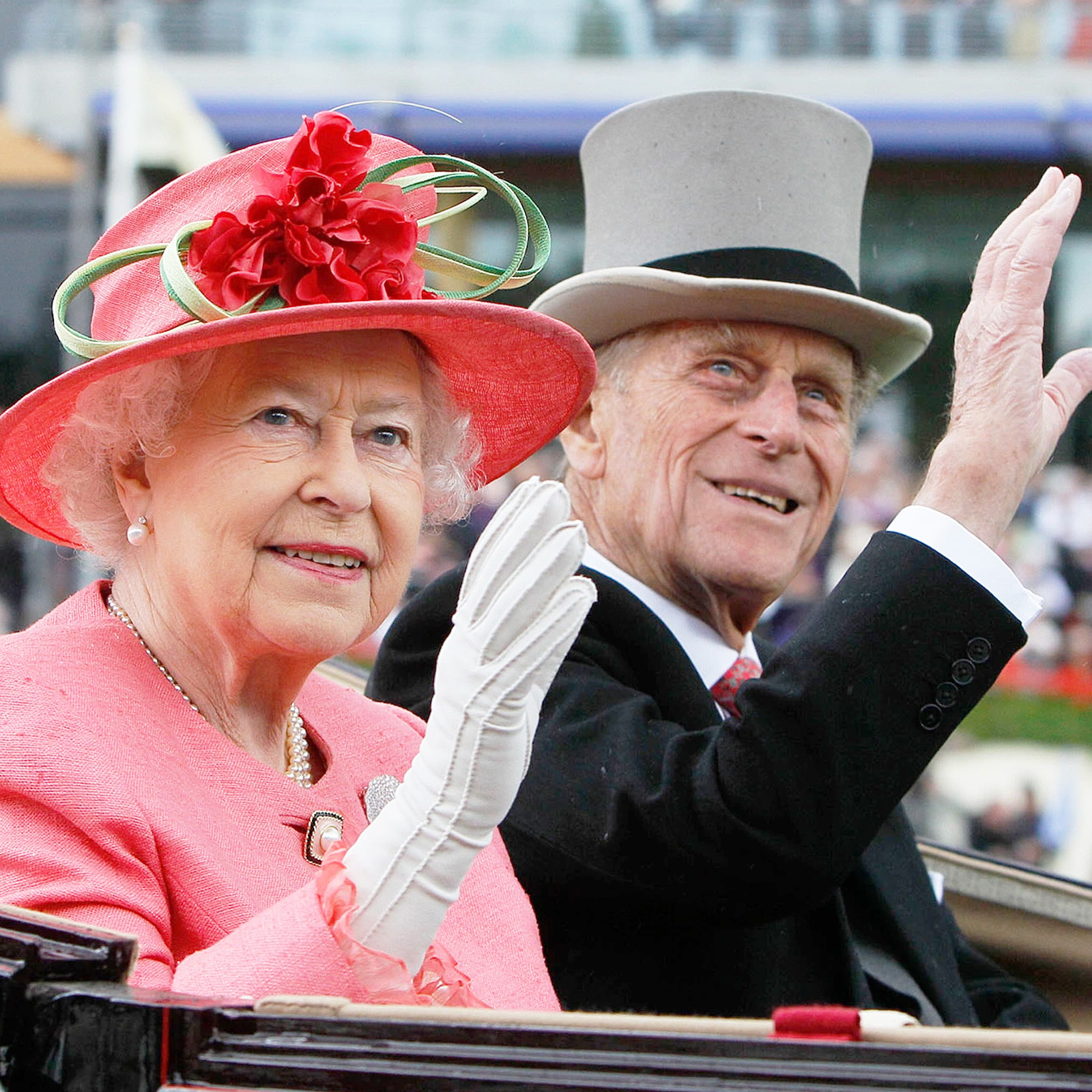 «Пока смерть не воссоединит нас»: королева Елизавета II и принц Филипп наконец-то упокоились вместе