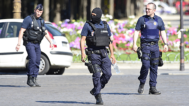 Источник рассказал подробности о&nbsp;брате мужчины, напавшего на&nbsp;лицей во&nbsp;Франции