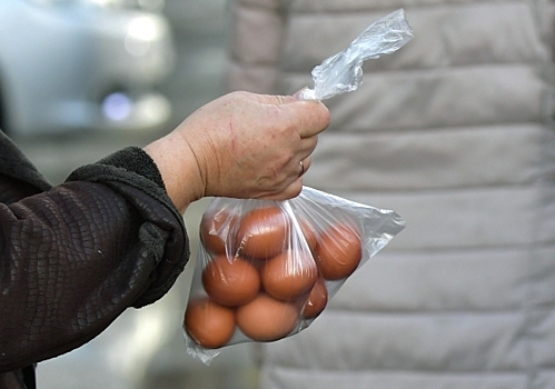 Росстат: Яйца с начала года подешевели на 2,58%