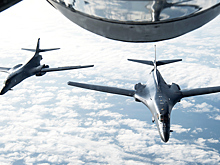 США разместили в Тихом океане стратегические бомбардировщики  B-1B Lancer