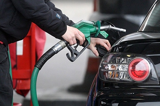 В Омске растут цены на бензин