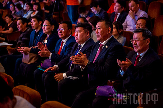 В Якутске отметили день местного самоуправления