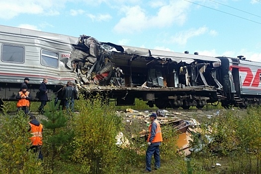 В Югре предъявили обвинение водителю грузовика, столкнувшегося с поездом