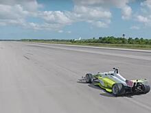 Машина под управлением ИИ впервые разогналась быстрее 300 километров в час: Новости ➕1, 04.05.2022