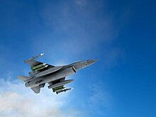 В Польше появилась первая женщина-пилот истребителя F-16