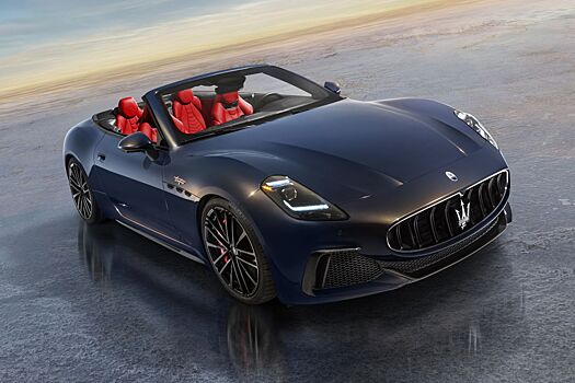 Maserati представила новый GranCabrio Trofeo. Он мощнее GranTurismo