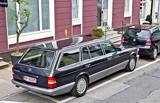 Необычные версии Mercedes-Benz 80-х от тюнинг-ателье Styling Garage
