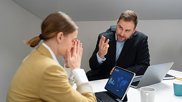 Попахивает скандалом – финансовый гороскоп на 19 июля