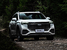 Большой кроссовер Geely с мотором Volvo обновлён без повышения цен