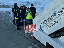 Пьяный авиапассажир задержал самолет из Кемерова в Москву