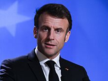 Авторам Politico стало известно, что Макрон «бросил» супругу ради встречи с Зеленским