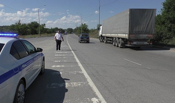 В Волгограде составили 860 протоколов на водителей большегрузного транспорта