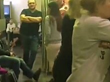 Отпуск в аэропорту. 400 человек почти сутки ждали вылета из Москвы во Вьетнам