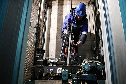 В регионах ищут способы ускорить замену лифтов