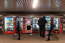 Раскрыт ассортимент московских торговых автоматов во время самоизоляции