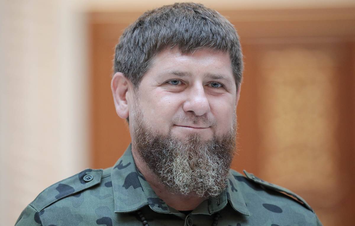 Кадыров назвал долгожданным решение Путина о военном положении в ряде регионов