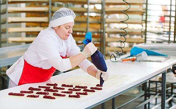Оставят россиян без сладостей: в стране сокращается производство кондитерских изделий