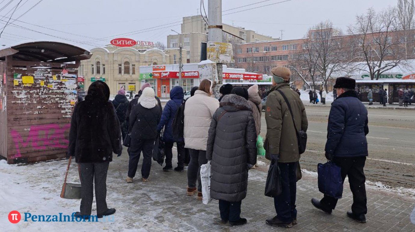В Пензе решили привести остановки в порядок