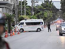 Автобус с туристами из России слетел со склона в овраг в Таиланде