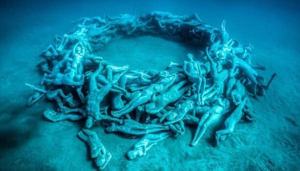Как выглядит самый большой подводный парк в мире