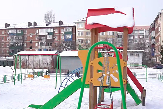 Мэр Геннадий Митрофанов: Двор в Майкопе по адресу Патриса Лумумбы, 113 признан лучшим по итогам III всероссийского конкурса «Лучший дом. Лучший двор»