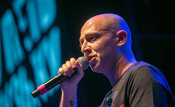 Суд в Санкт-Петербурге заочно арестовал рэпера Oxxxymiron