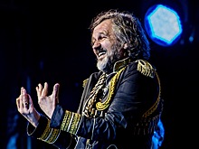 Эмир Кустурица представил на кинофестивале "Герой и время" свою новую книгу