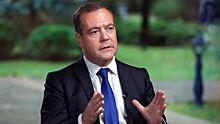 Медведев назвал Кэмерона мутным британцем