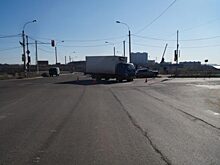 «Мазда», светофор и пешеход: в Орле фургон «Фотон» устроил ДТП