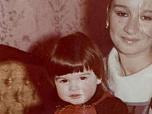 Телеведущая Ксения Бородина показала архивное фото с матерью Инной