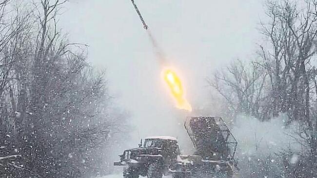 Сводки СВО, 29 января, главное: Город Запорожье подвергается ударам РСЗО “Торнадо-С”. Фронт подошел вплотную к столице региона