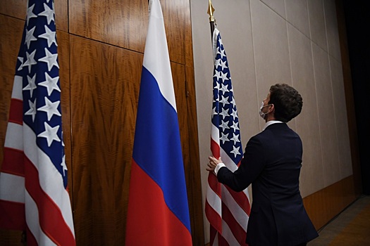 "Опасная черта": Стало известно о неофициальных переговорах РФ и США