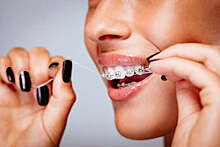 Стоматолог Козубенко: ирригатор чаще всего не может заменить зубную нить