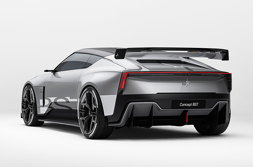 Серийная версия выросла из концепта O2. Её построят на «тележке» Polestar Performance Architecture: это одна из вариаций платформы SEA разработки Geely.