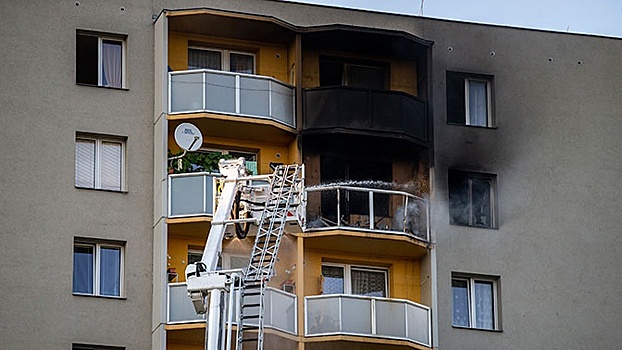 При пожаре в жилом доме в Чехии погибли 11 человек