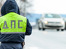 В Татарстане сотрудники ДПС приняли роды у женщины прямо в салоне автомобиля