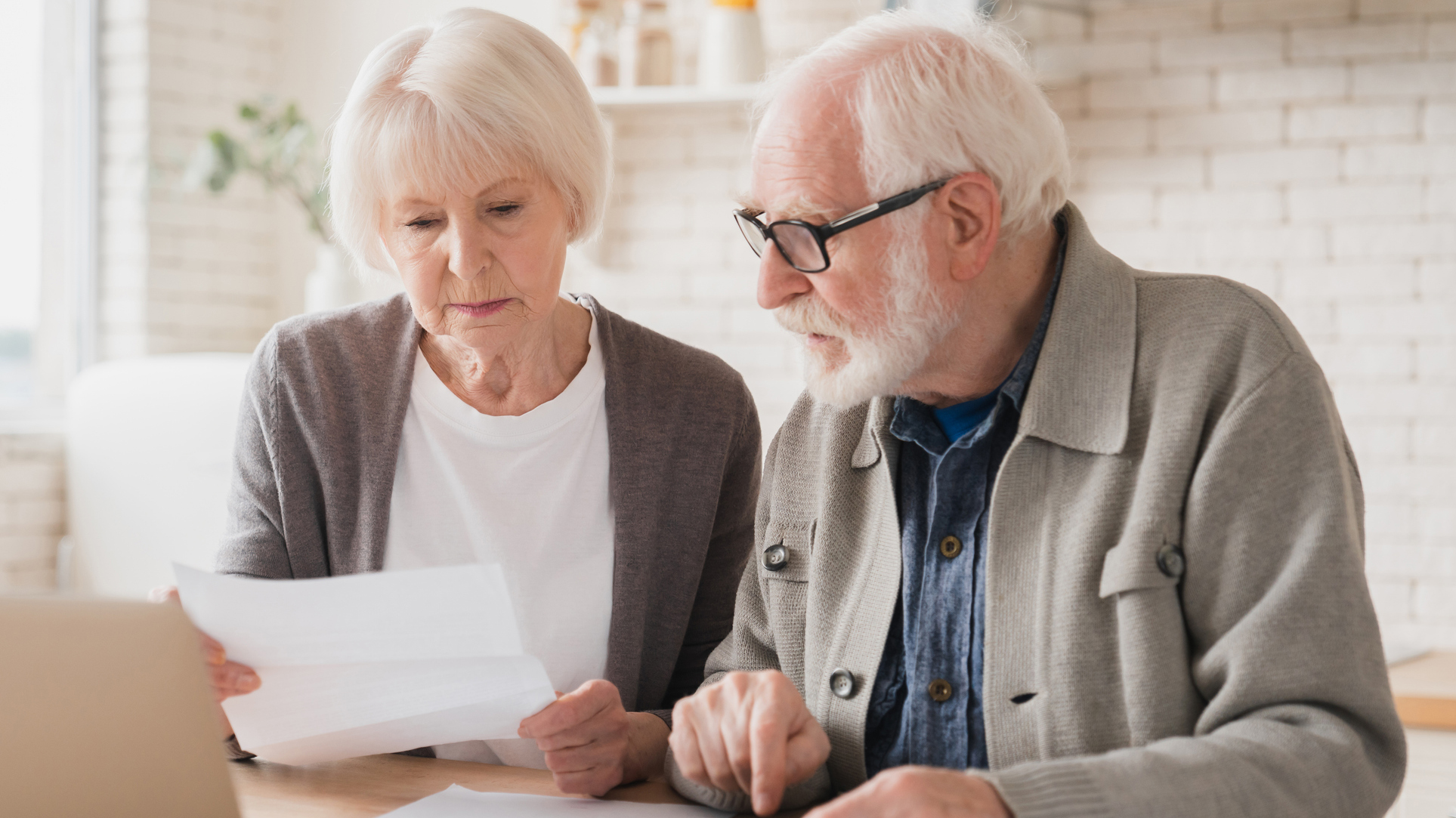 Как доходы по вкладам могут лишить льгот: правила, которые нужно знать всем бенефициарам