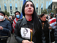 В Тбилиси начался митинг с требованием освободить Саакашвили