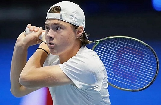 Россиянин Плешивцев вышел в финал юниорского парного Australian Open