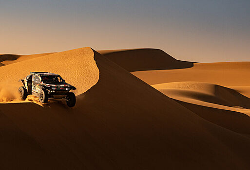 Аль-Аттия принёс Dacia первую победу, Iveco выиграла зачёт грузовиков без КАМАЗа. Результаты Дакара-2026