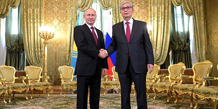 Золотой век отношений Казахстана и России. Главное о визите Токаева