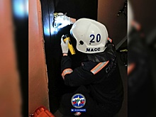 В запертой квартире на Выборной нашли заплаканного ребёнка