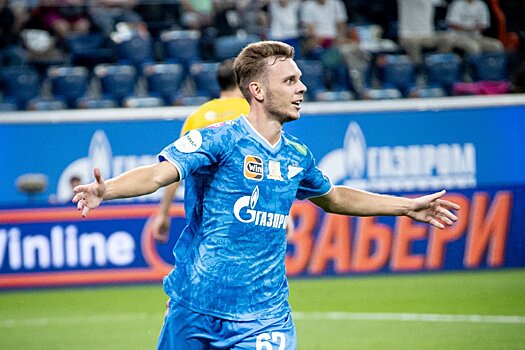 «Пивка для рывка»: Глушенков и ещё пять игроков российской лиги, признававшихся в любви к пенному напитку