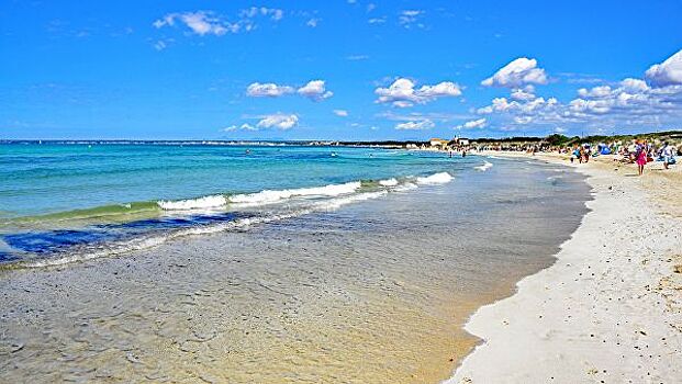На популярных пляжах Испании будут штрафовать за распитие спиртного