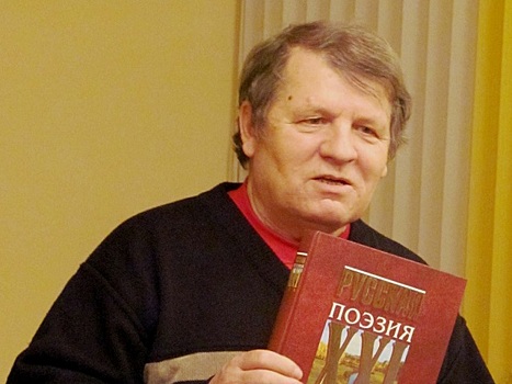 В Оренбурге умер поэт Геннадий Хомутов, возглавлявший литобъединение области