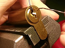 5 способов открыть дверь без ключа