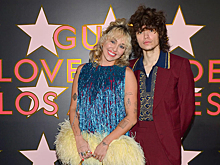 Сайрус рассказала, как она познакомилась со своим бойфрендом