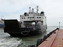 Керченская переправа возобновила работу