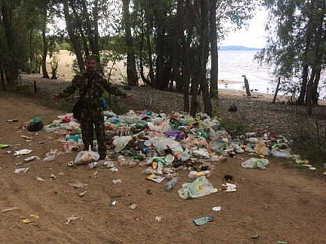 Тольяттинские пляжи страдают от мусора