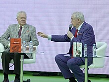 Публицист Николай Долгополов и его герой Владимир Горовой были гостями ММКЯ